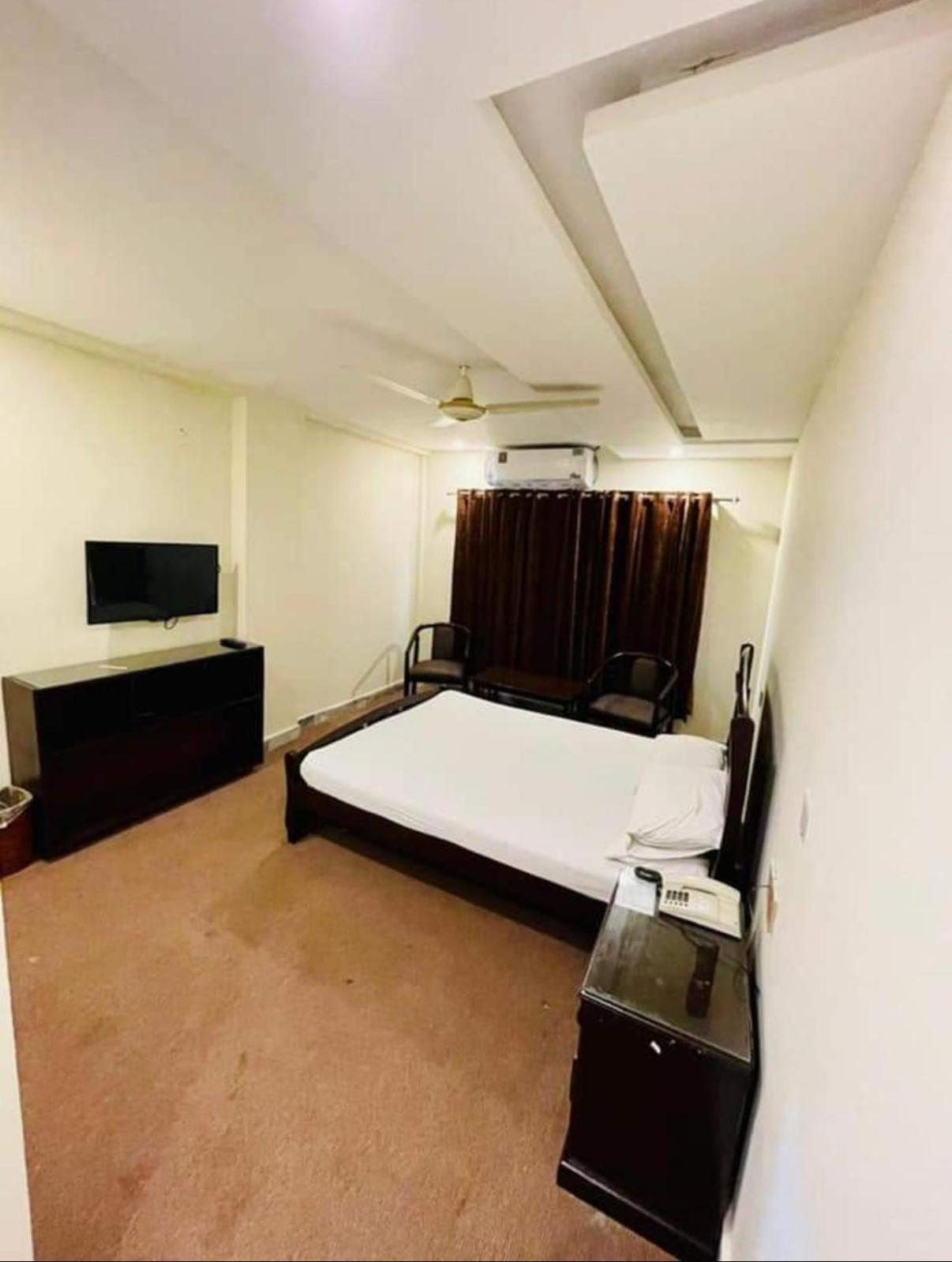 Citymax Hotel Rawalpindi Bagian luar foto